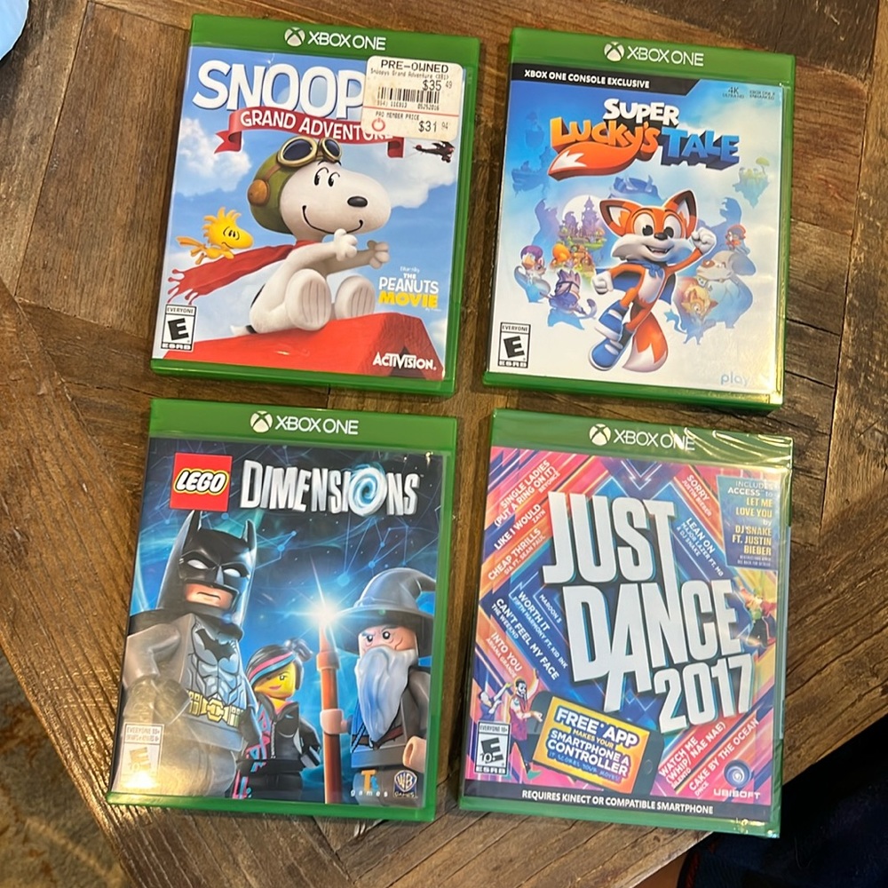 Xbox One Snoopy grand adventure,Super Lucky tail,Lego dimensions just dance 2017